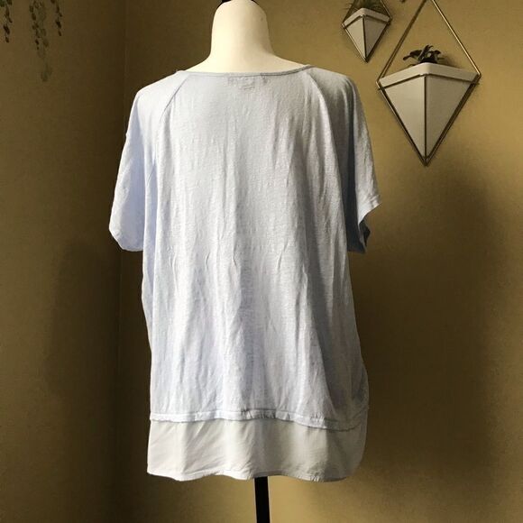 Light Blue Short Sleeved Linen Top - Picture 4 of 7